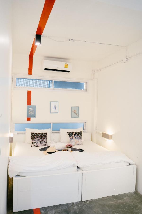 Qilombo Hostel Silom - Hq Μπανγκόκ Εξωτερικό φωτογραφία