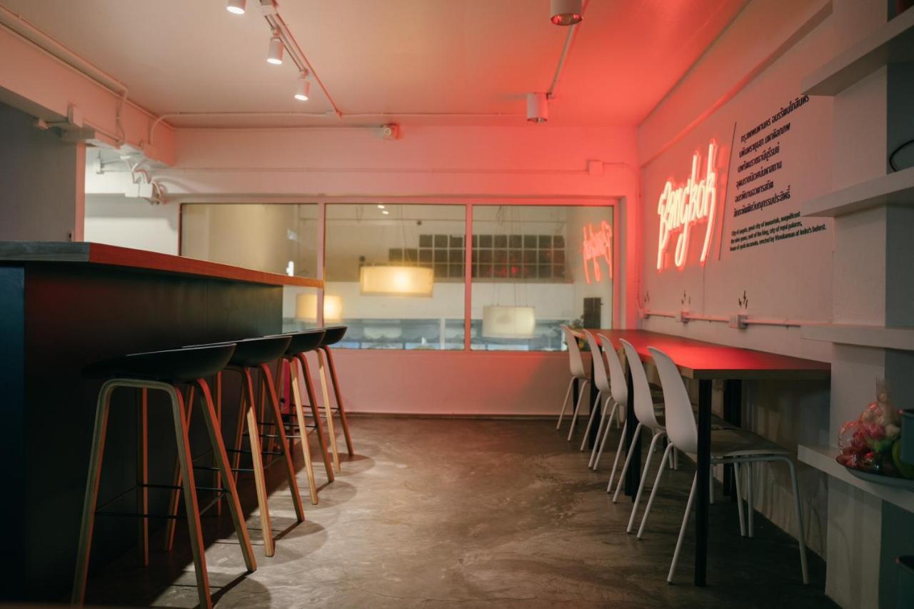 Qilombo Hostel Silom - Hq Μπανγκόκ Εξωτερικό φωτογραφία