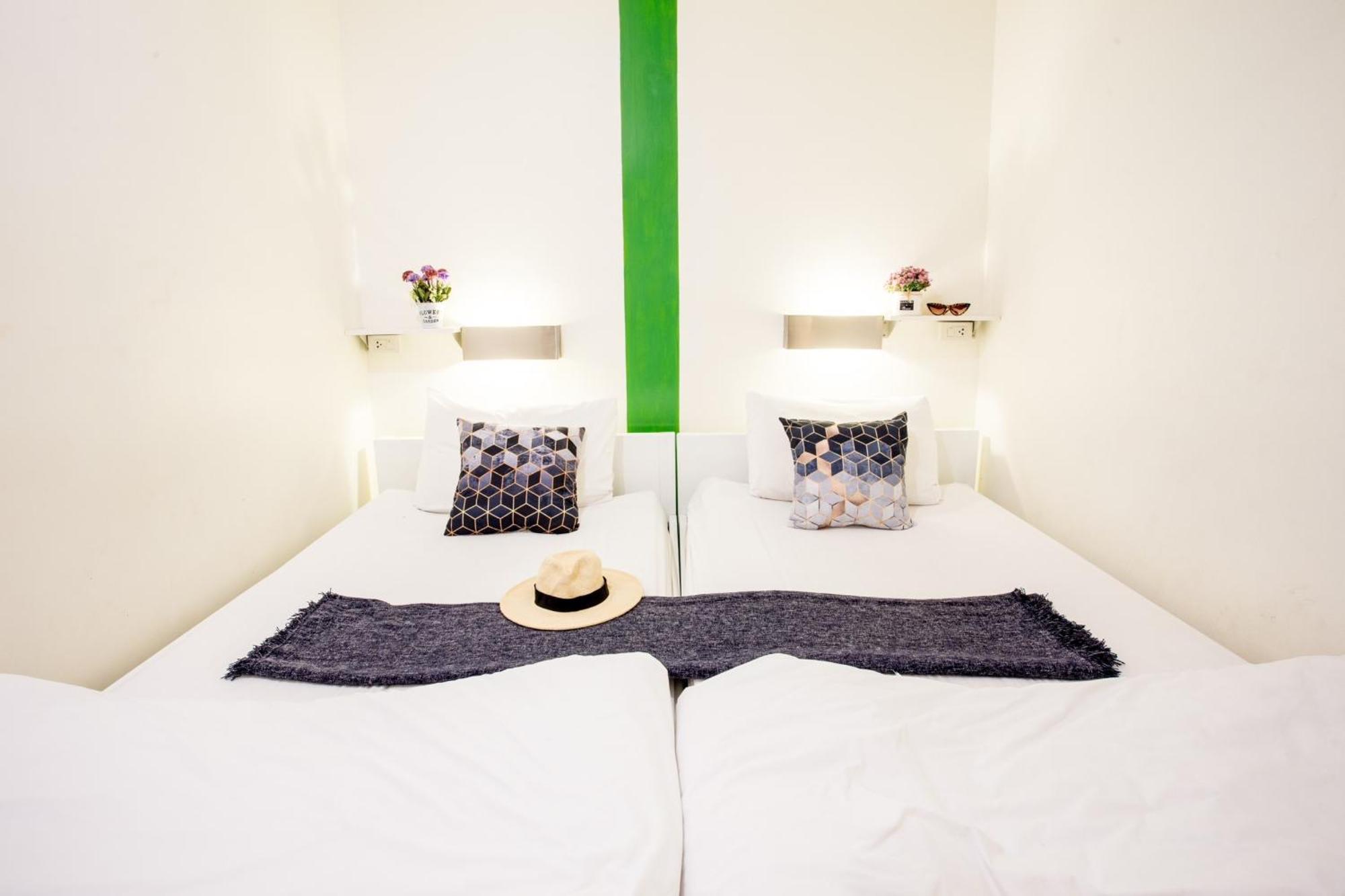 Qilombo Hostel Silom - Hq Μπανγκόκ Εξωτερικό φωτογραφία